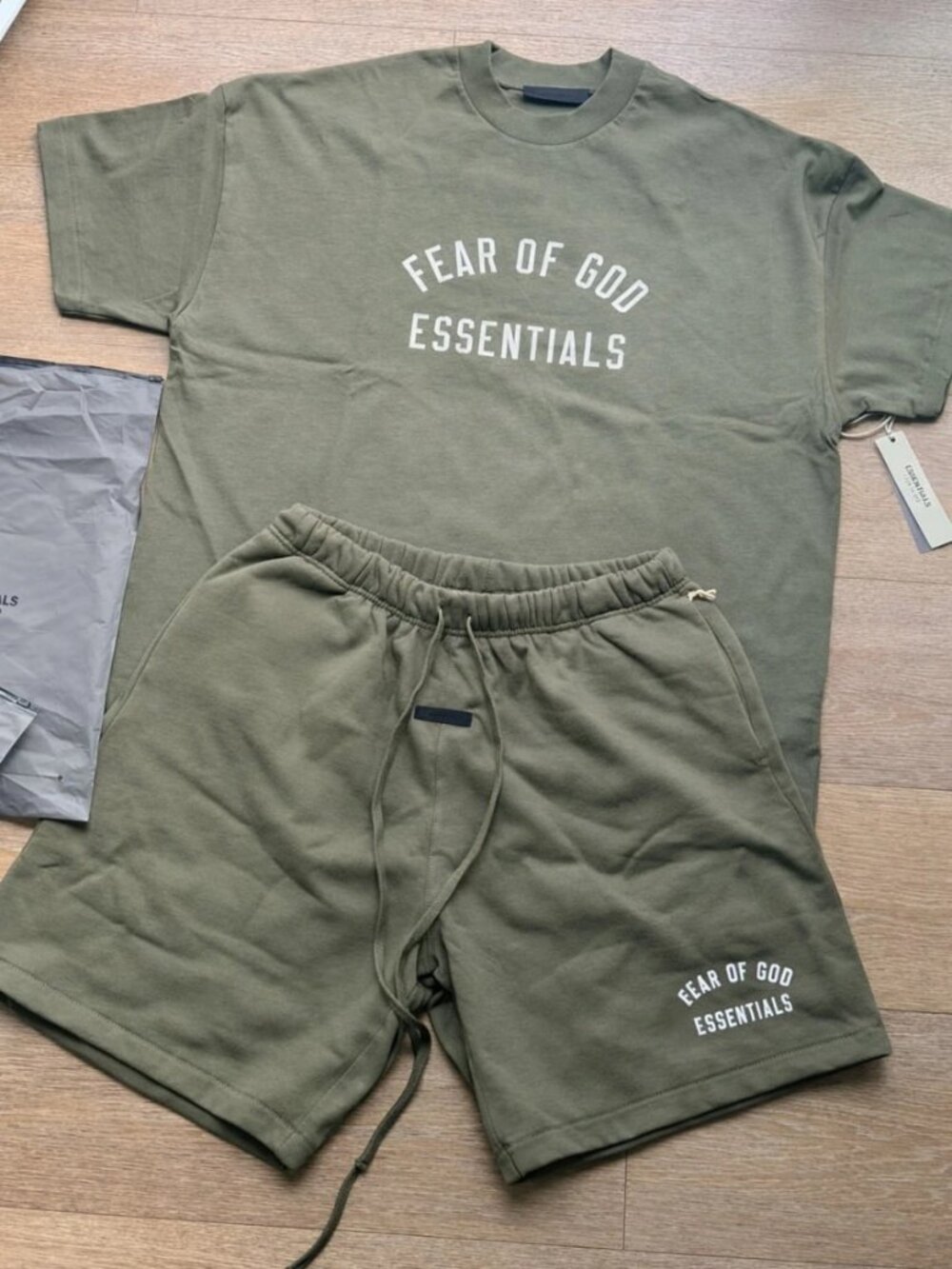 Fear of God Essentials T-Shirt & Sweat Shorts Set Olive Khaki Men's Size XL